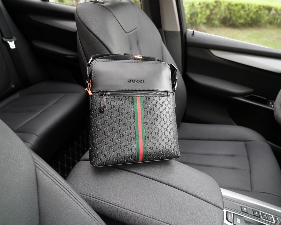 GUCCI BAG 582