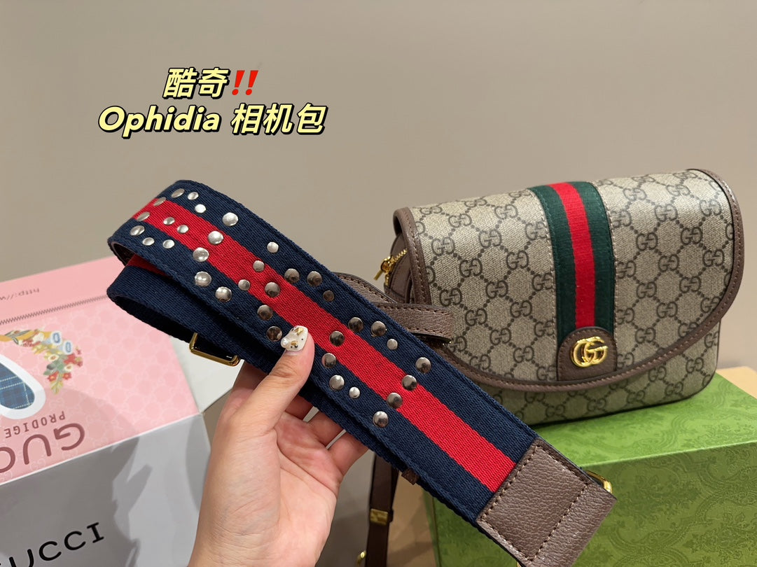 GUCCI BAG 584