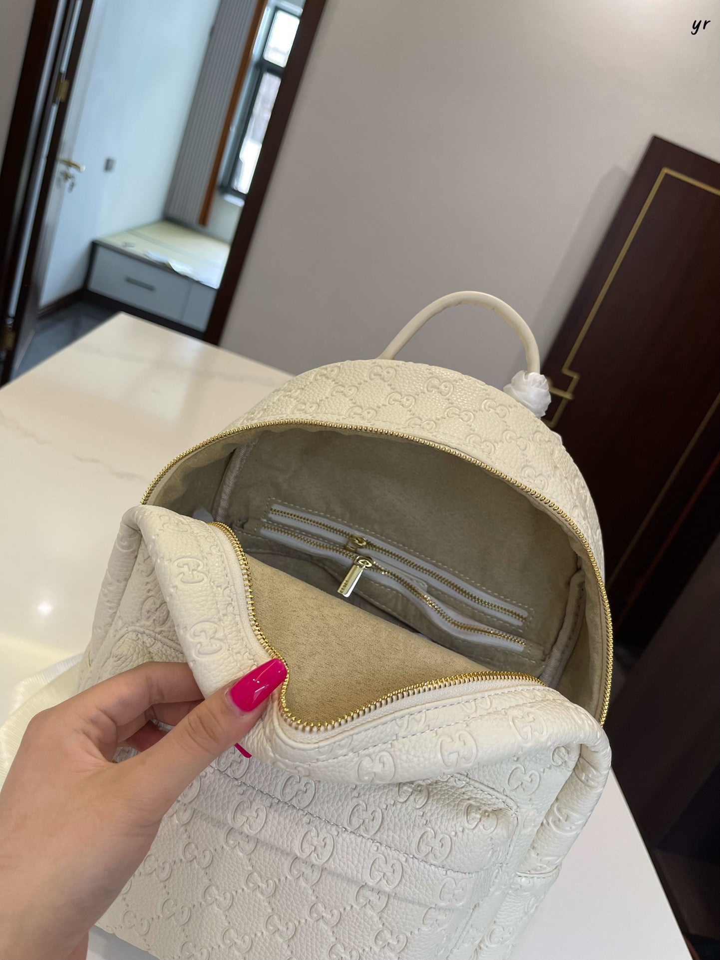 GUCCI BAG 605-606