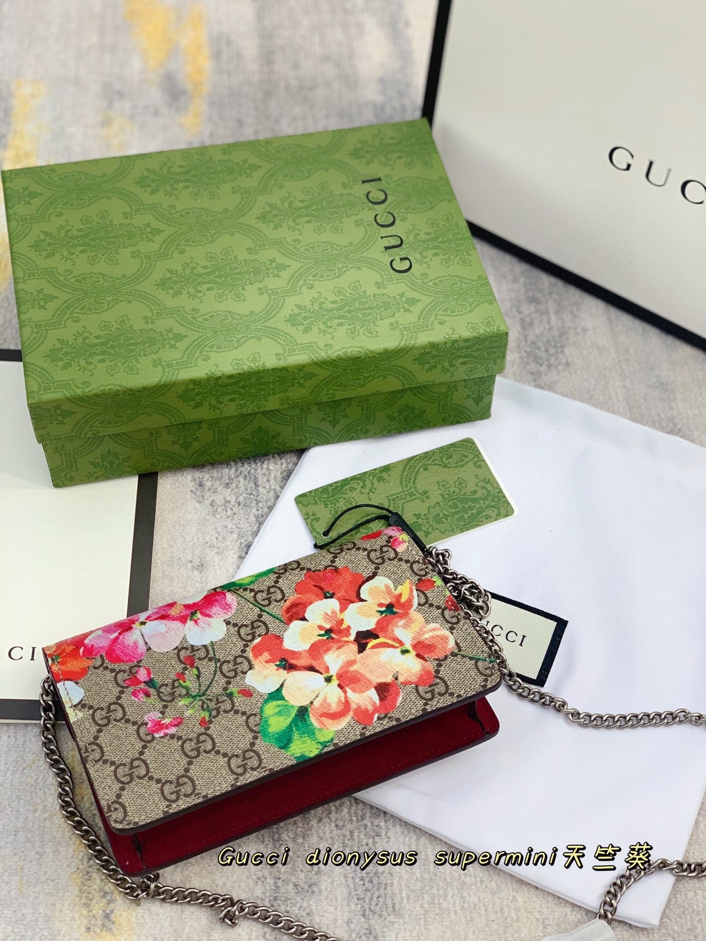 GUCCI BAG  608-2