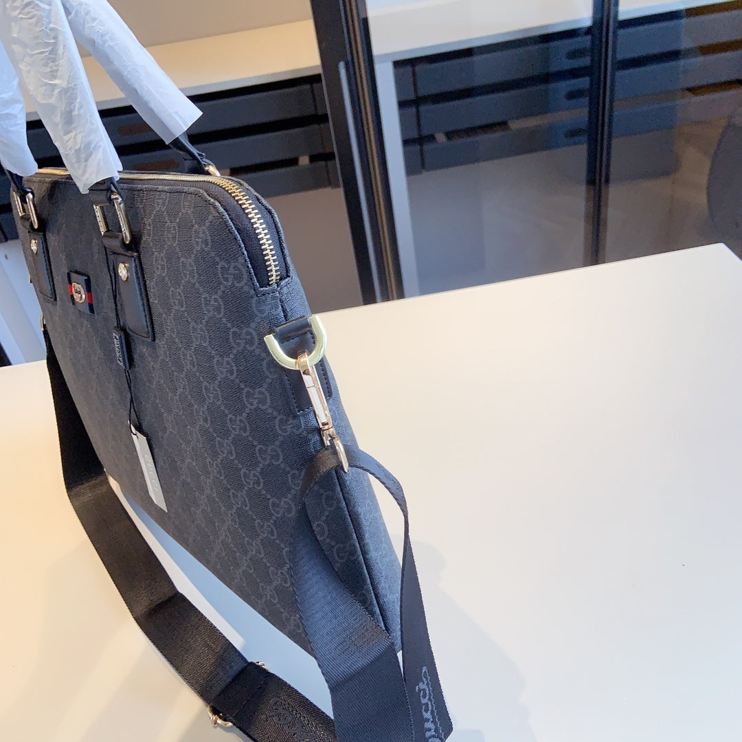 GUCCI BAG 621