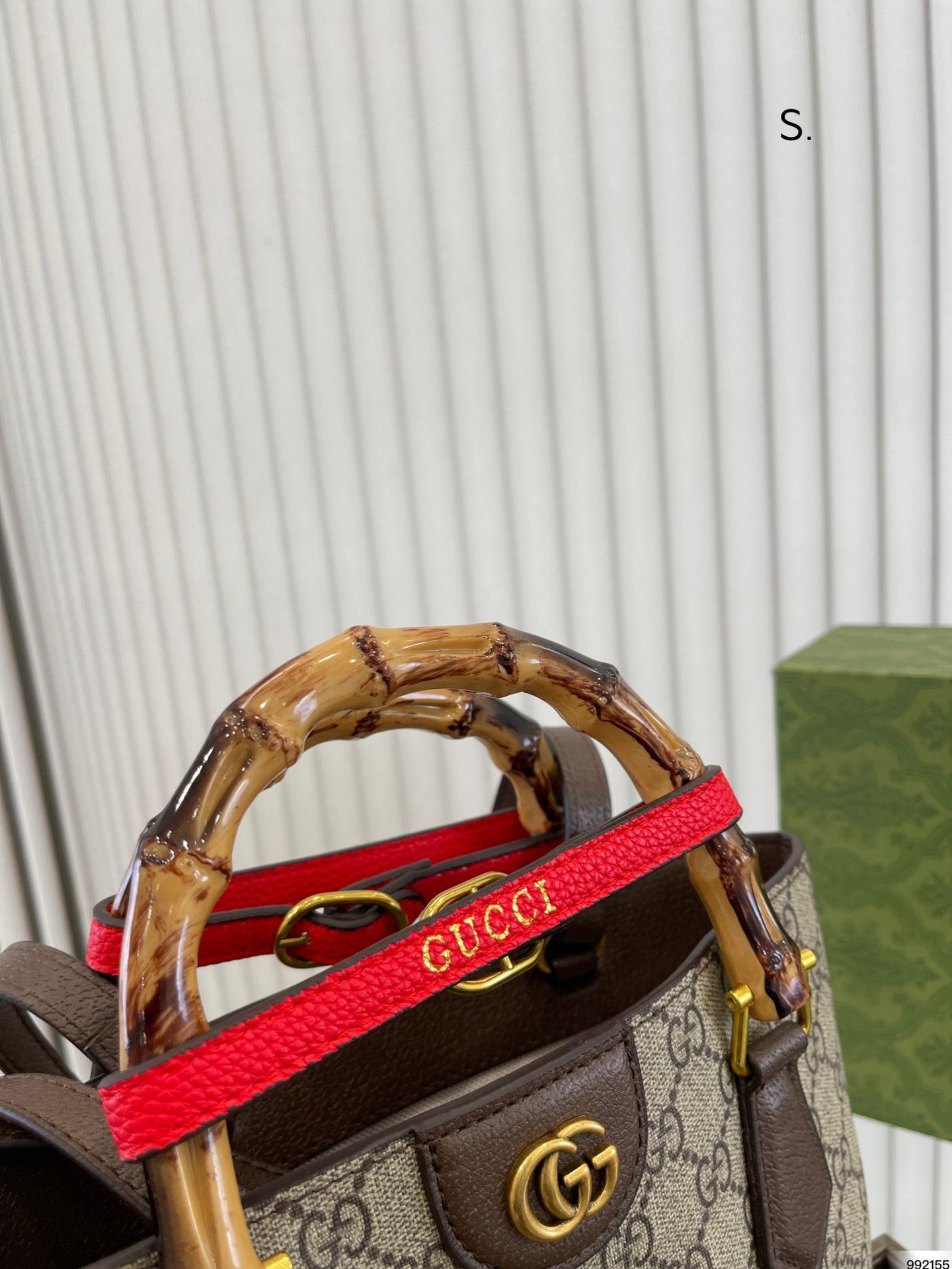 GUCCI BAG 638