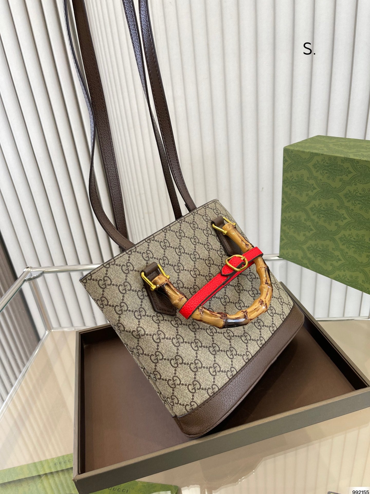 GUCCI BAG 638