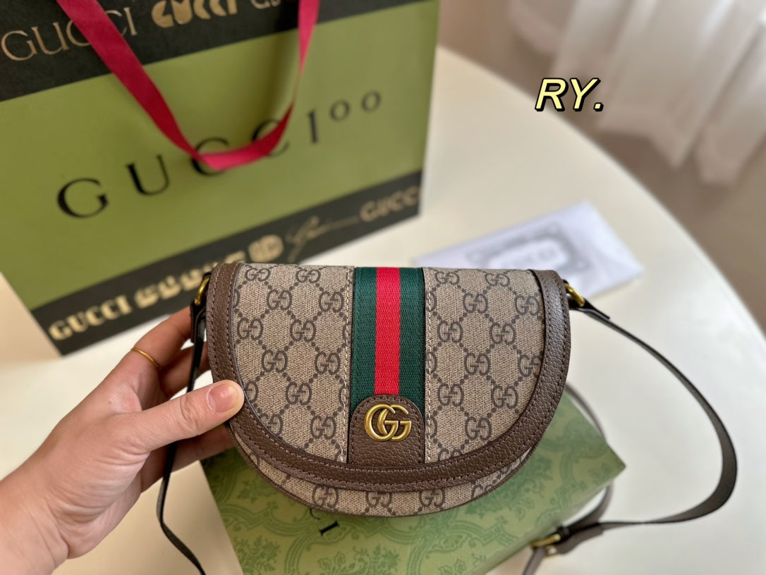 GUCCI BAG 640