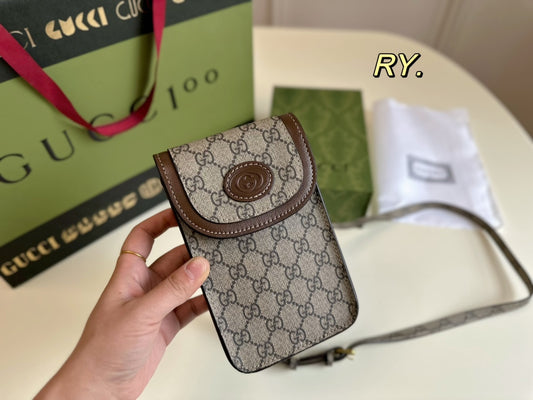 GUCCI BAG  641