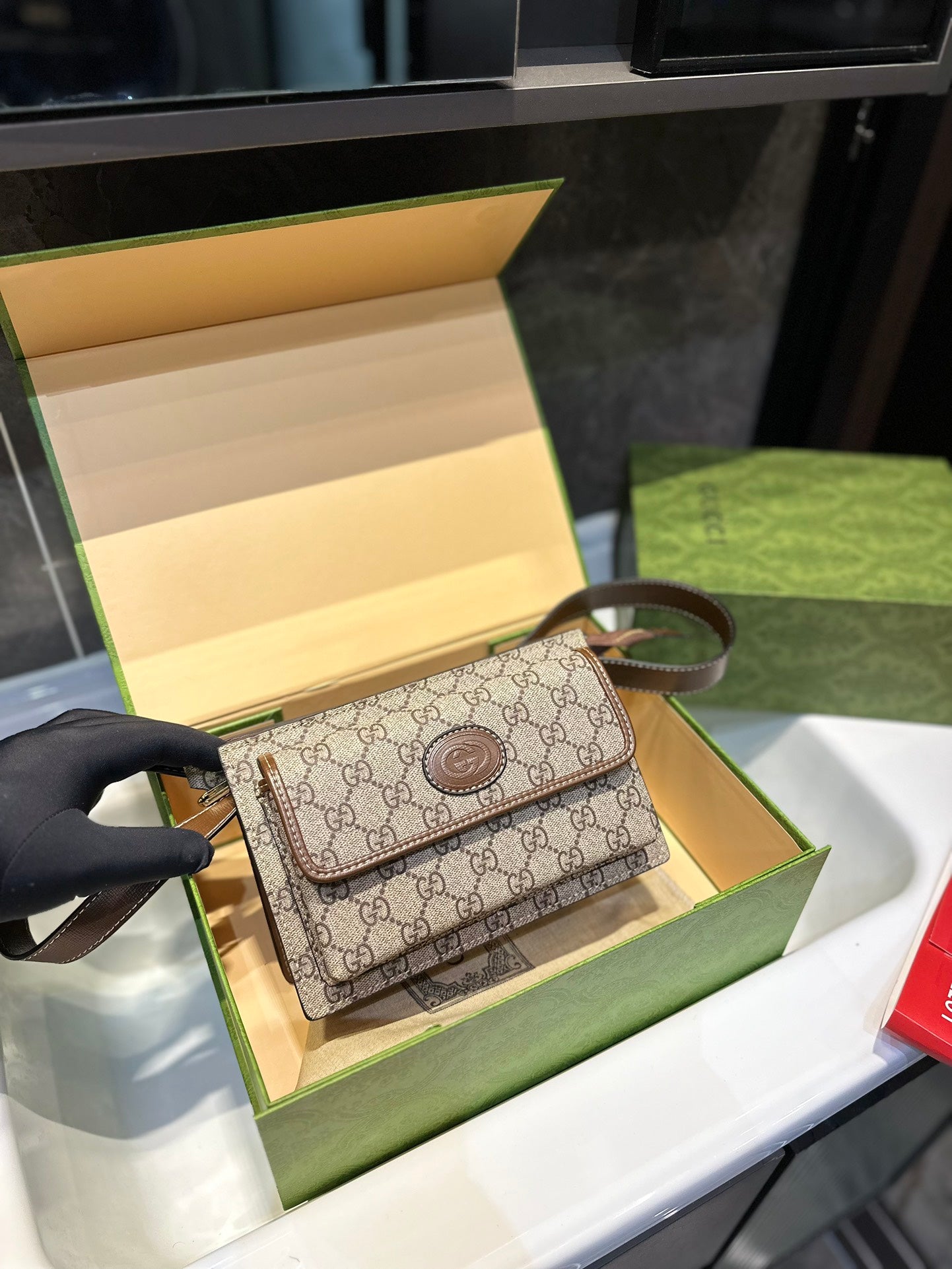 GUCCI BAG 646