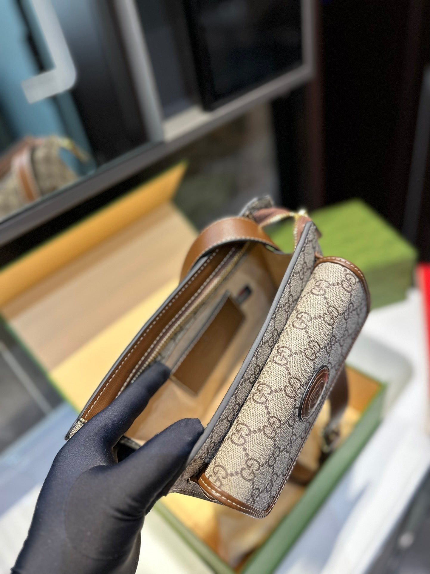 GUCCI BAG 646