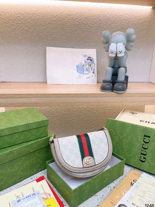 GUCCI BAG 650