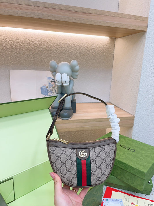GUCCI BAG 654