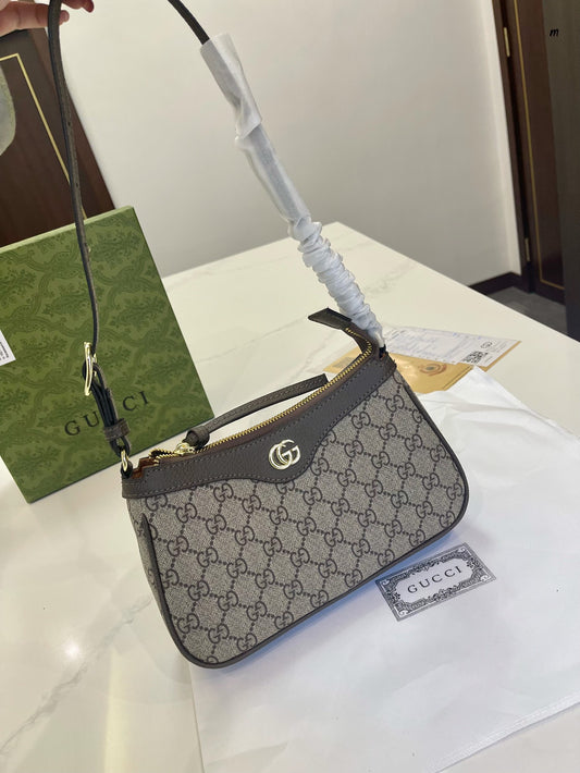 GUCCI  BAG  669