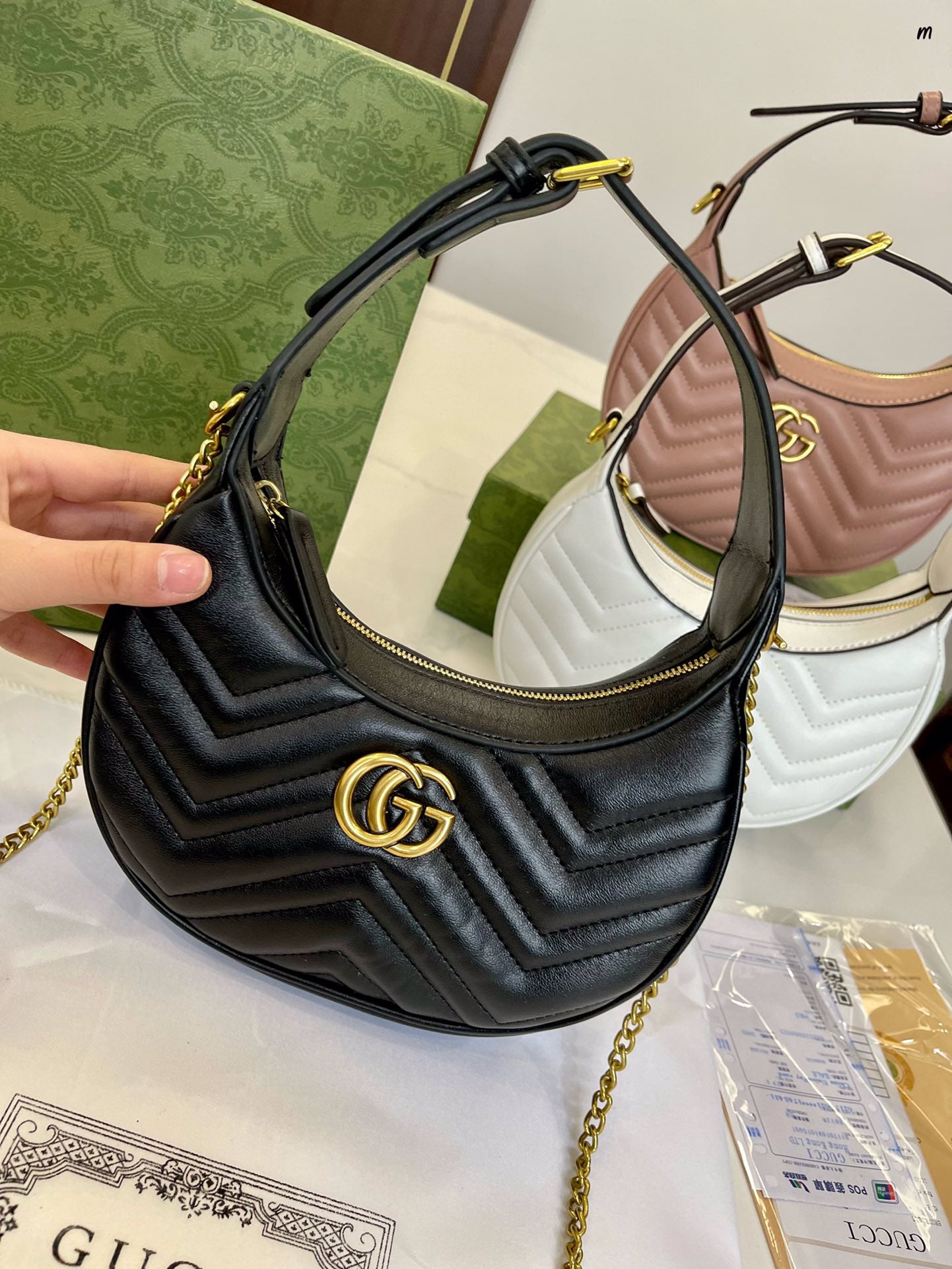 GUCCI BAG 670-1