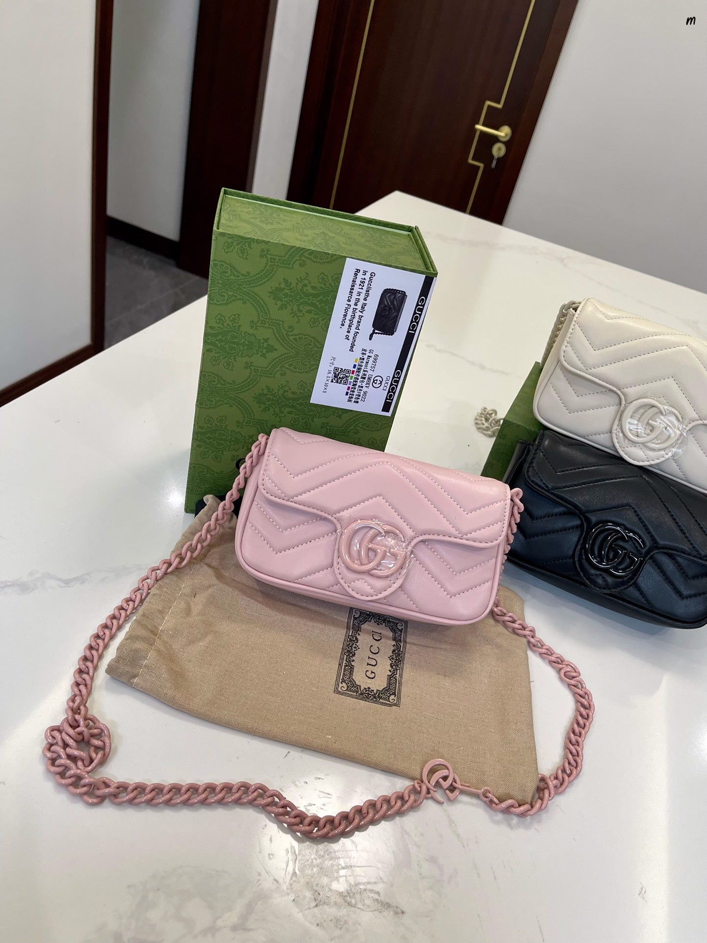 GUCCI  BAG 671-2