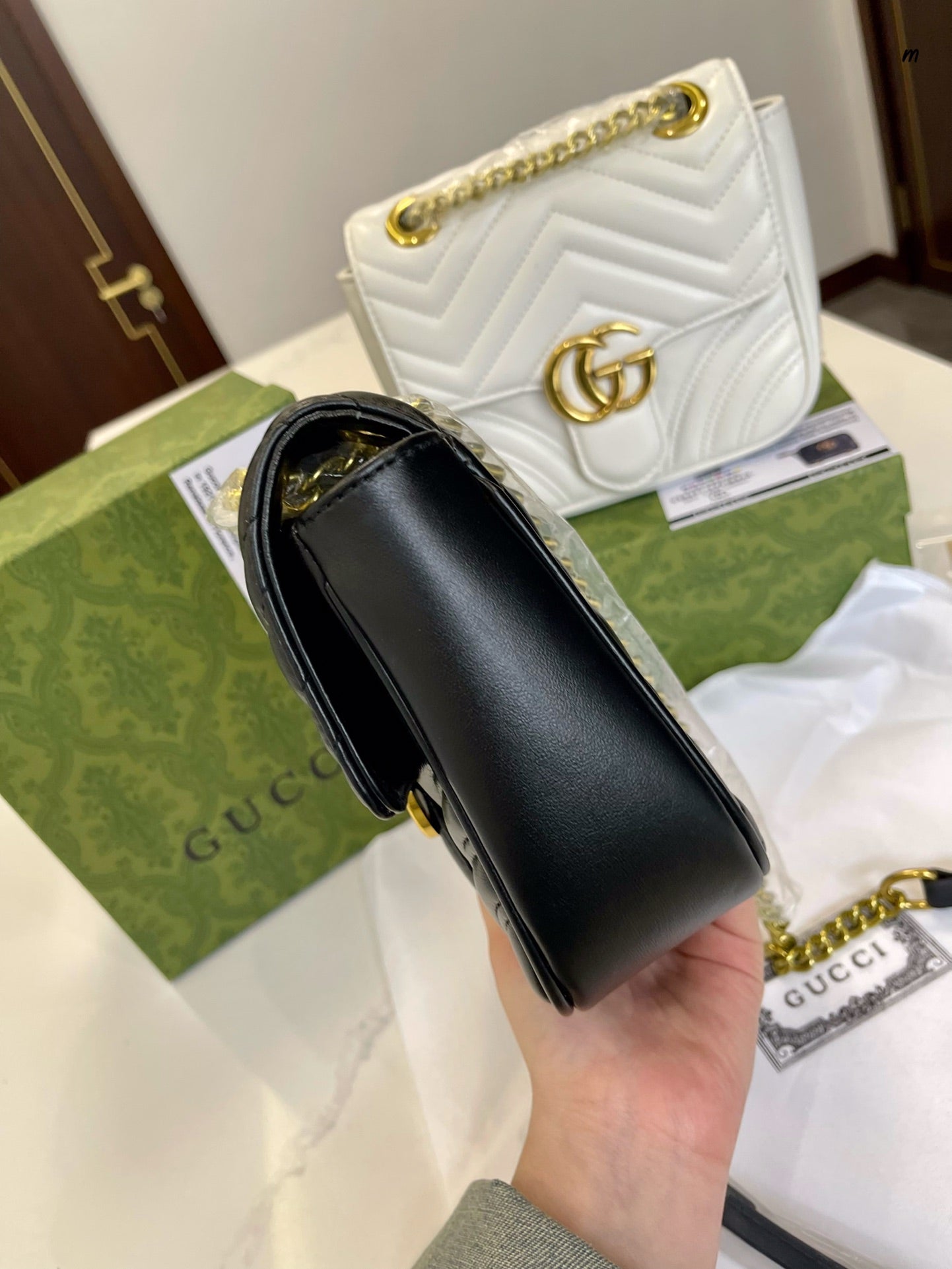 GUCCI BAG 672-1