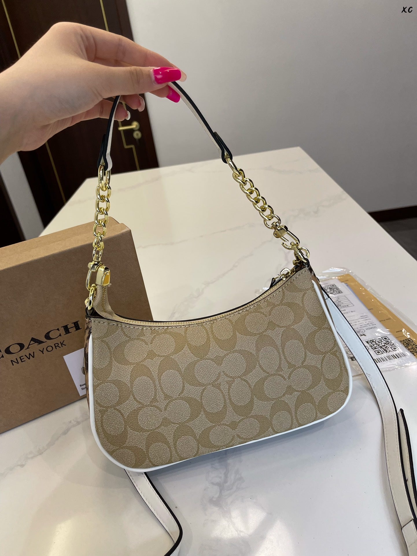 Co-BAG29