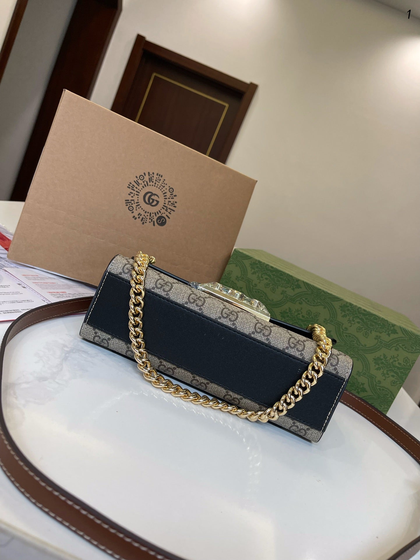 GUCCI BAG  677-2