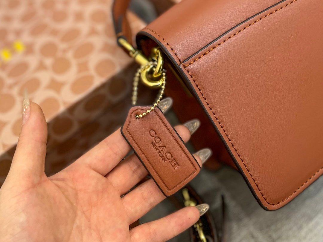 Co-BAG691