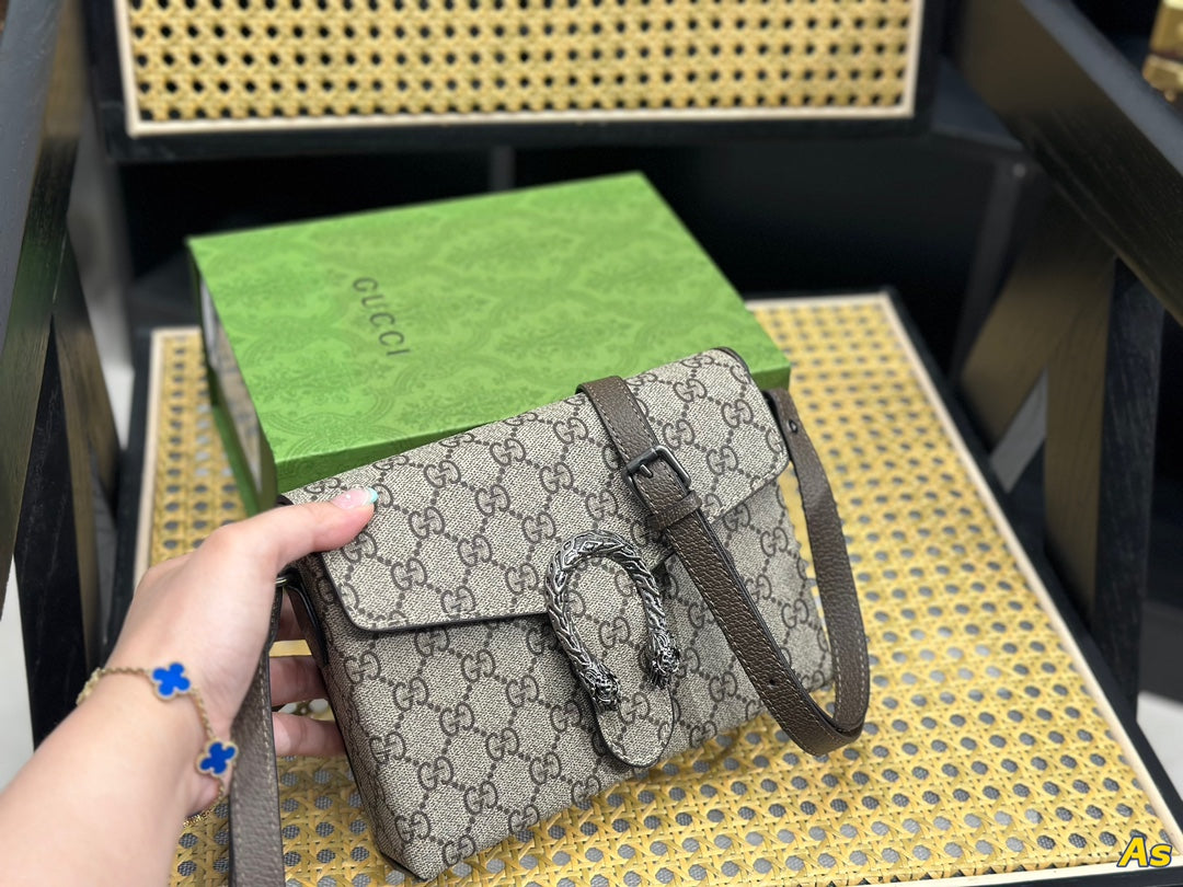 GUCCI BAG 690-2