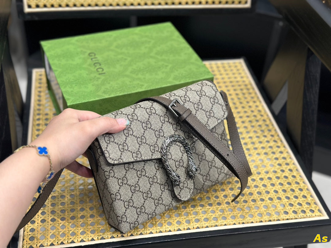 GUCCI BAG  690-1