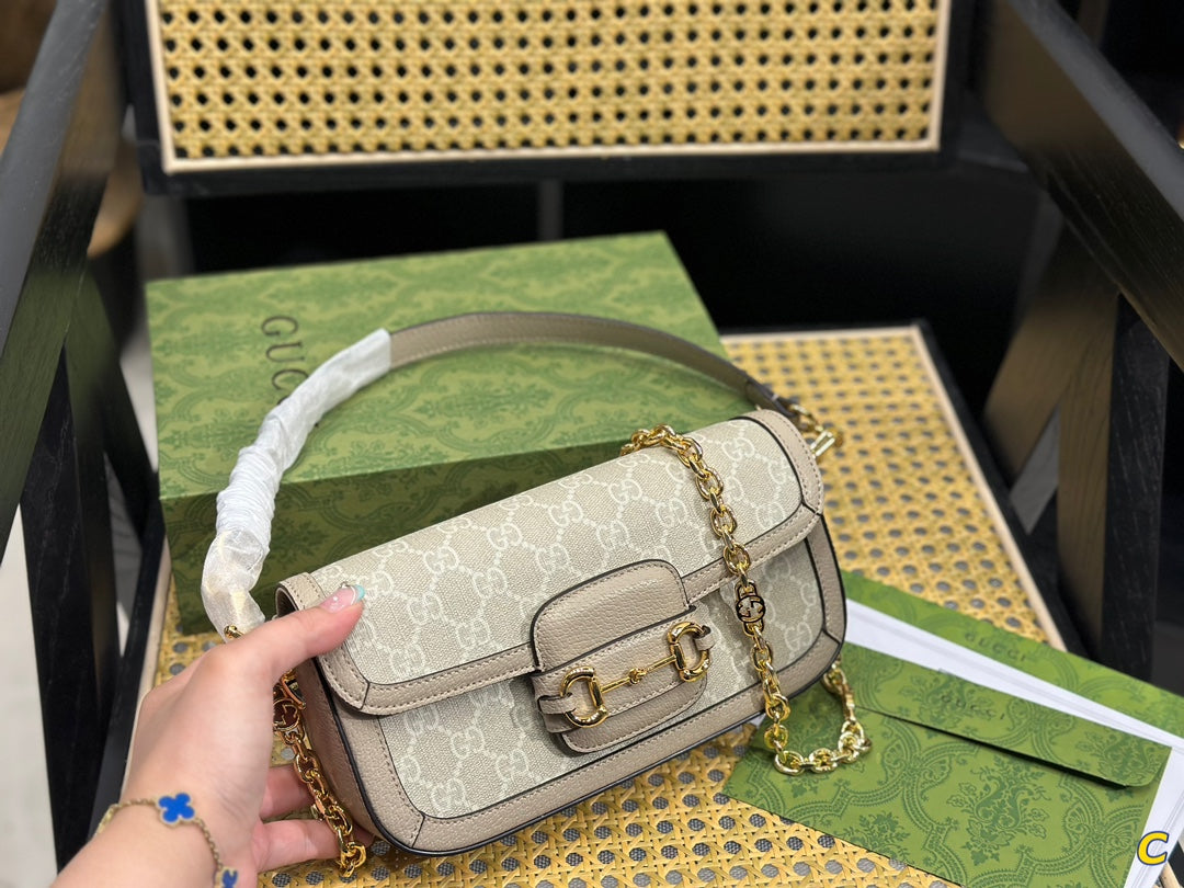 GUCCI BAG  692