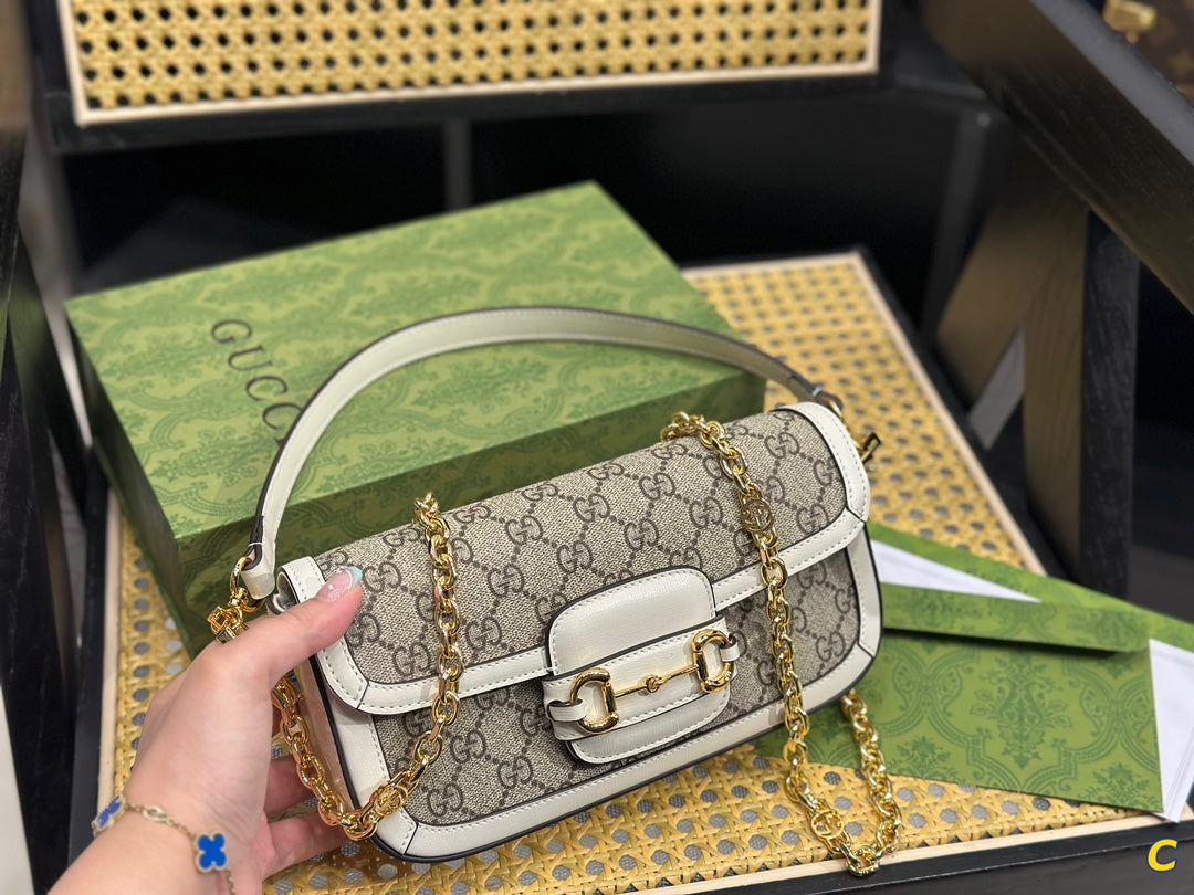 GUCCI BAG  692