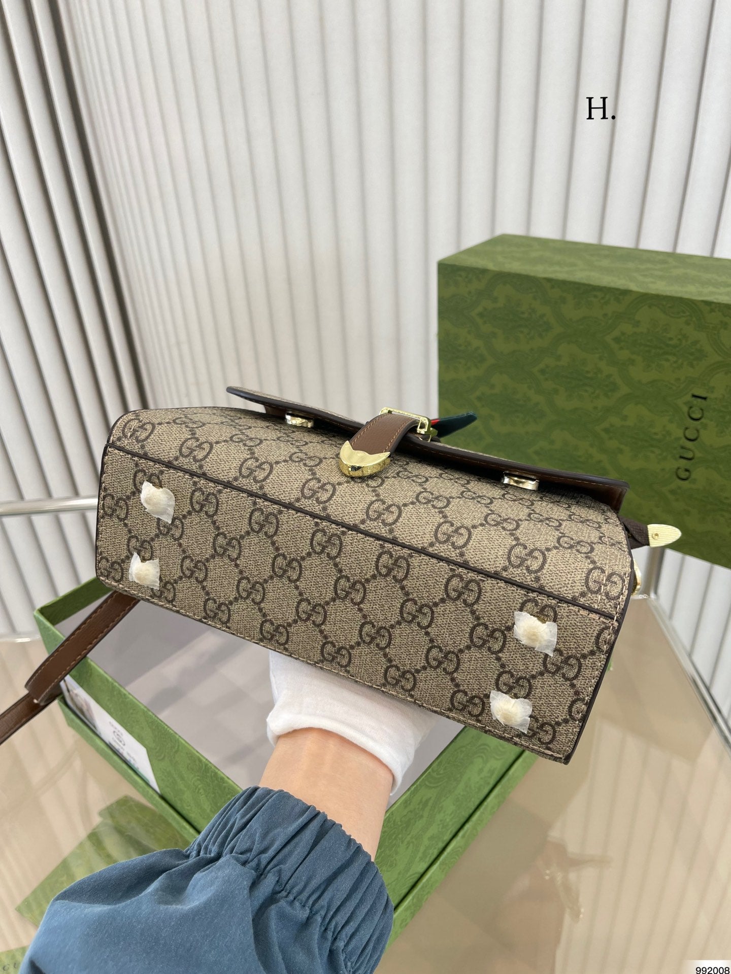GUCCI BAG 696