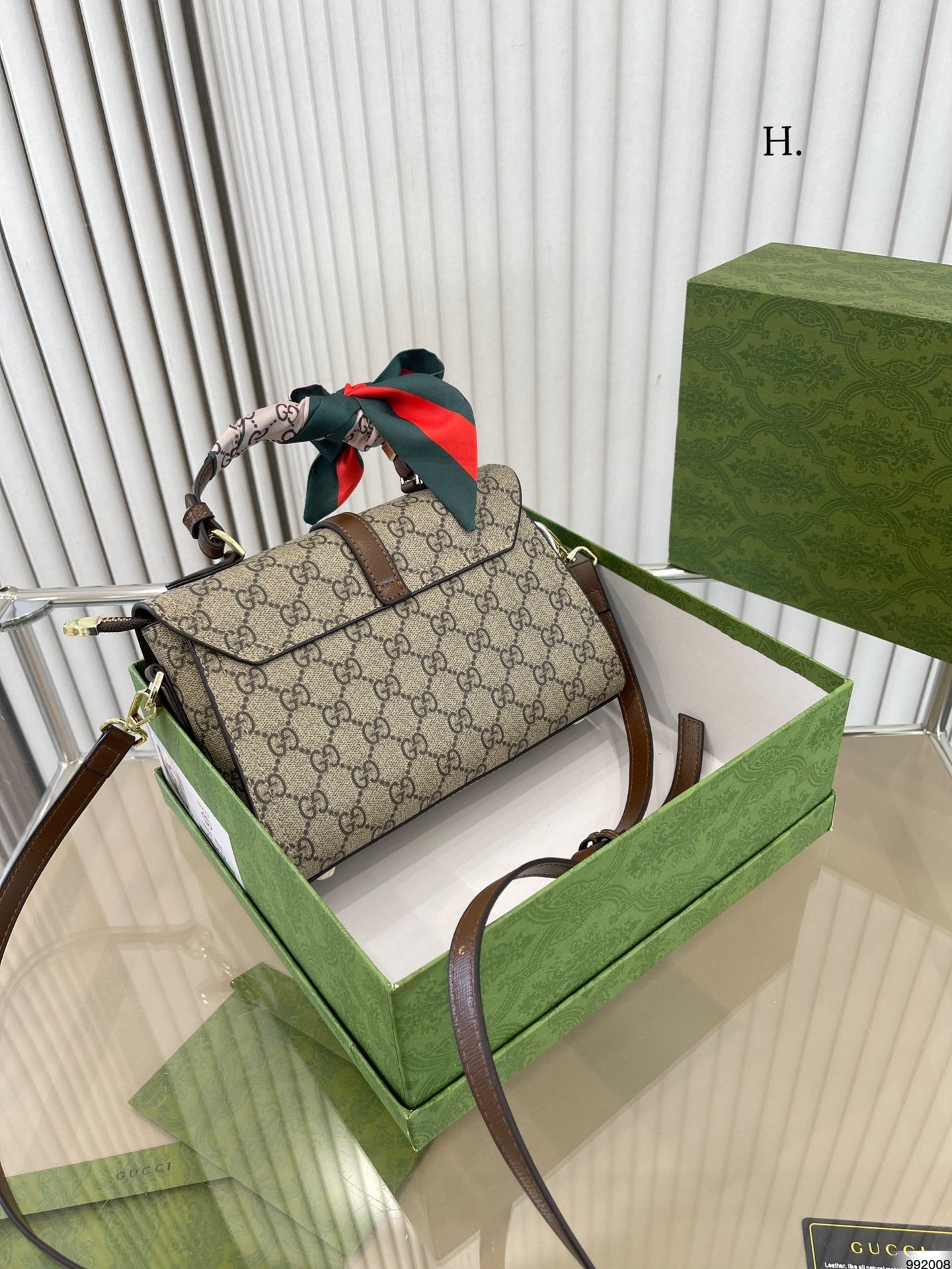 GUCCI BAG 696
