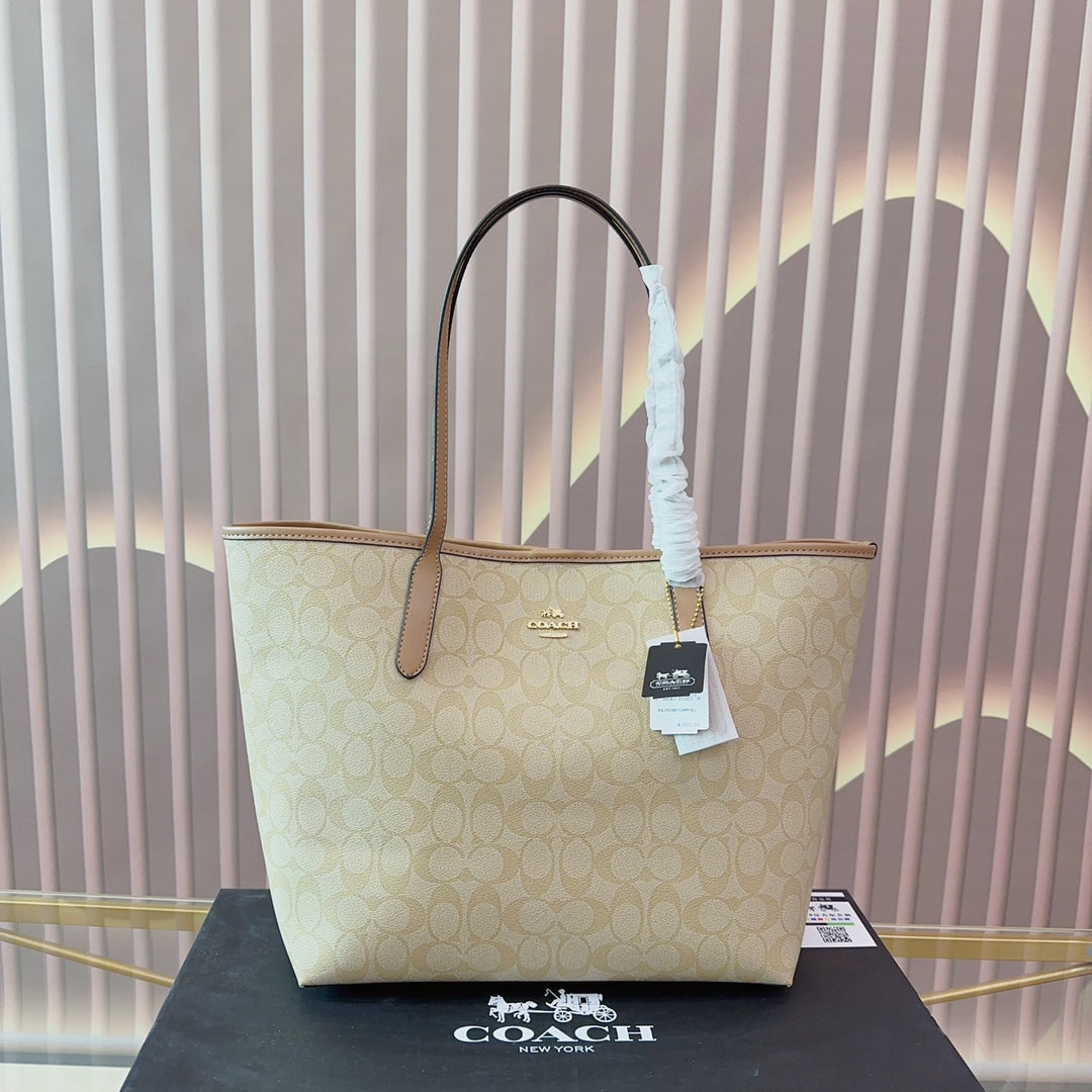 Co-BAG692