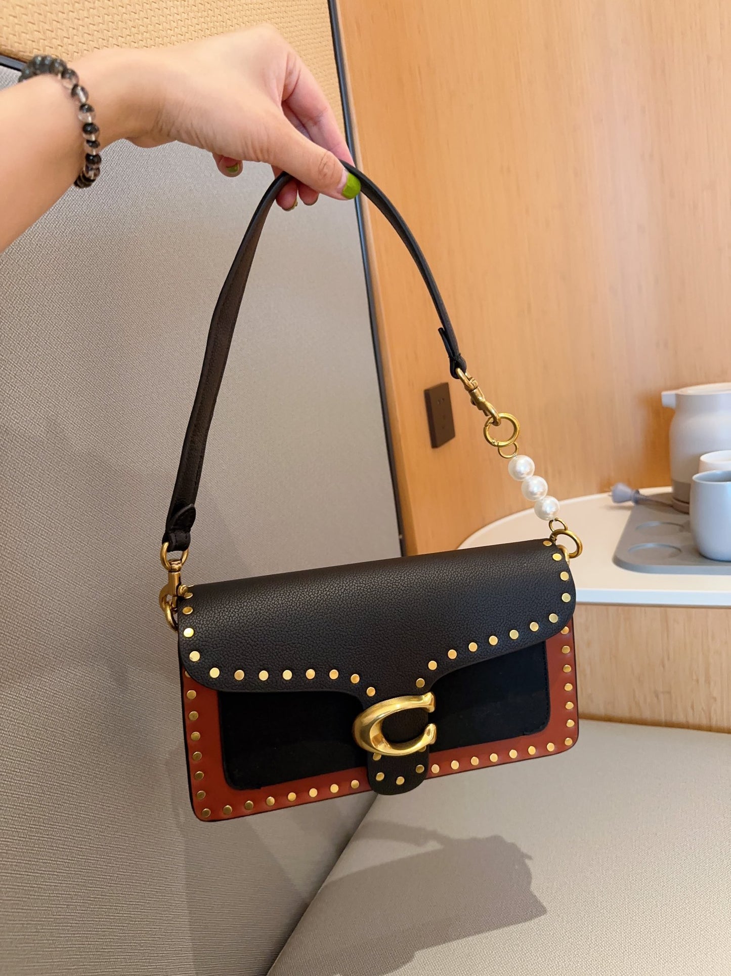 Co-BAG62