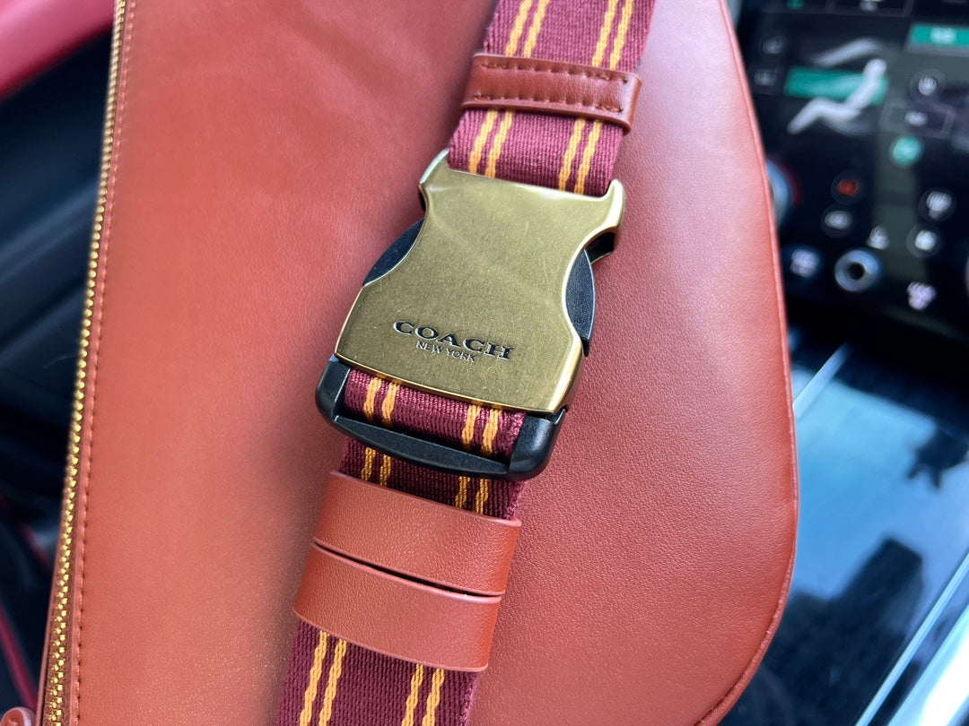 Co-BAG582