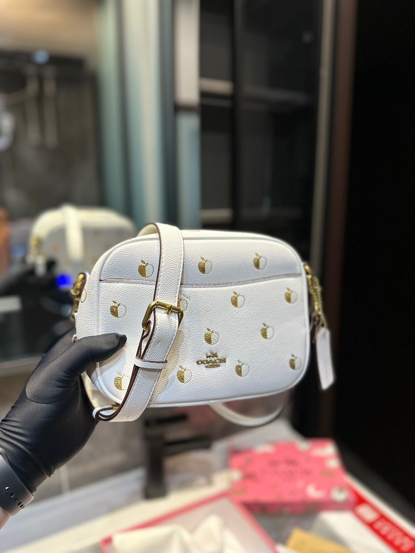 Co-BAG67