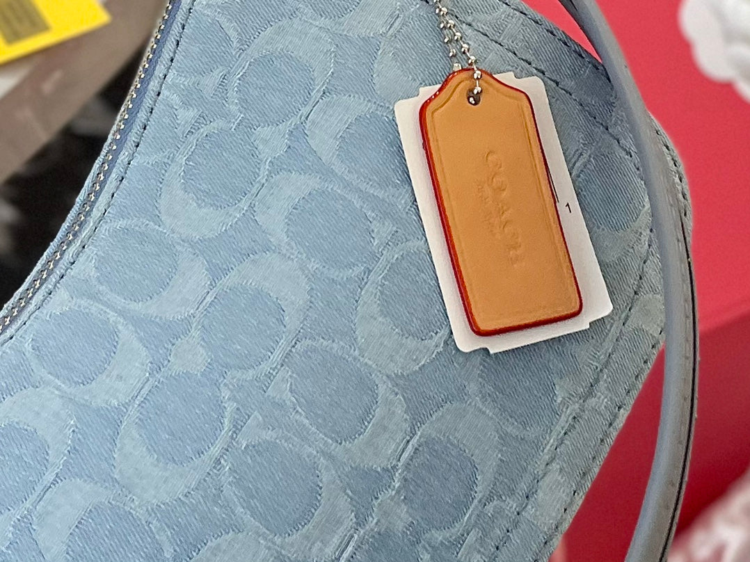 Co-BAG696