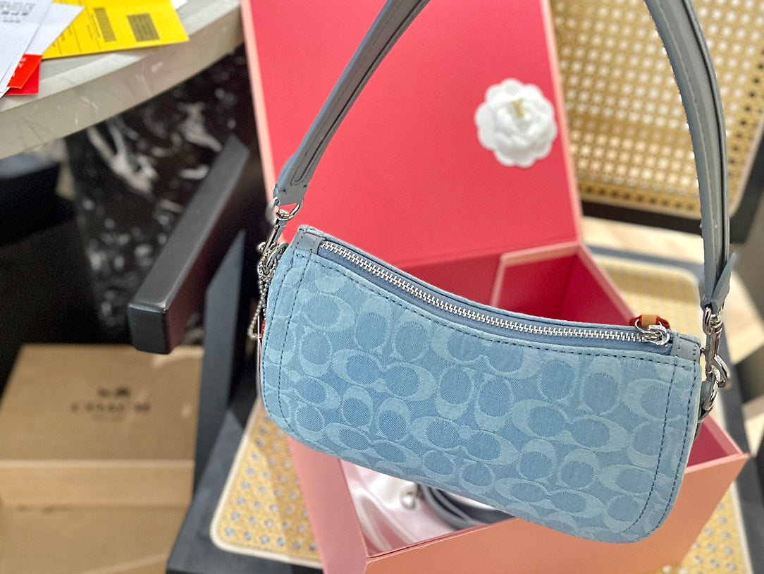 Co-BAG696