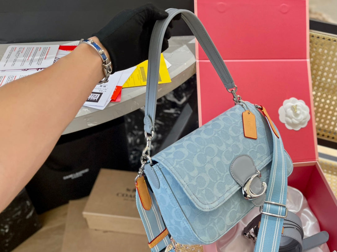 Co-BAG592