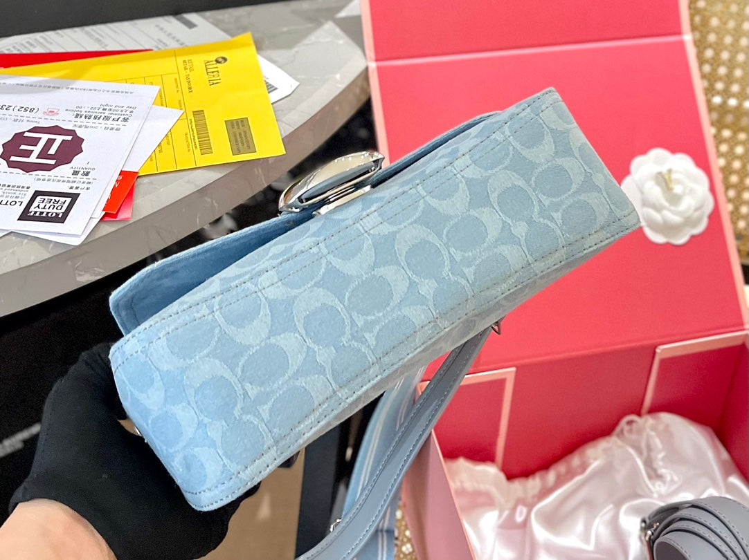 Co-BAG592
