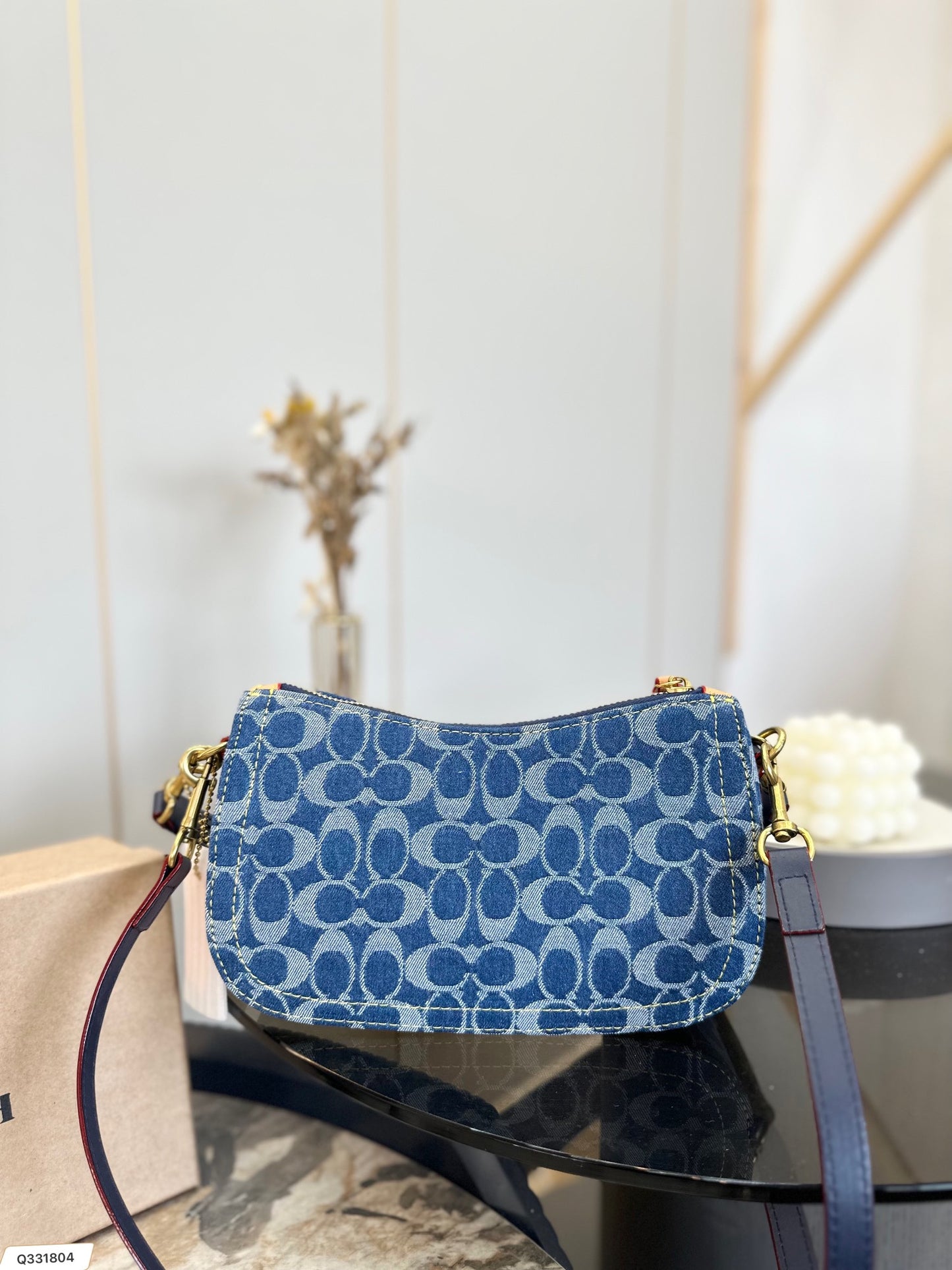 Co-BAG698
