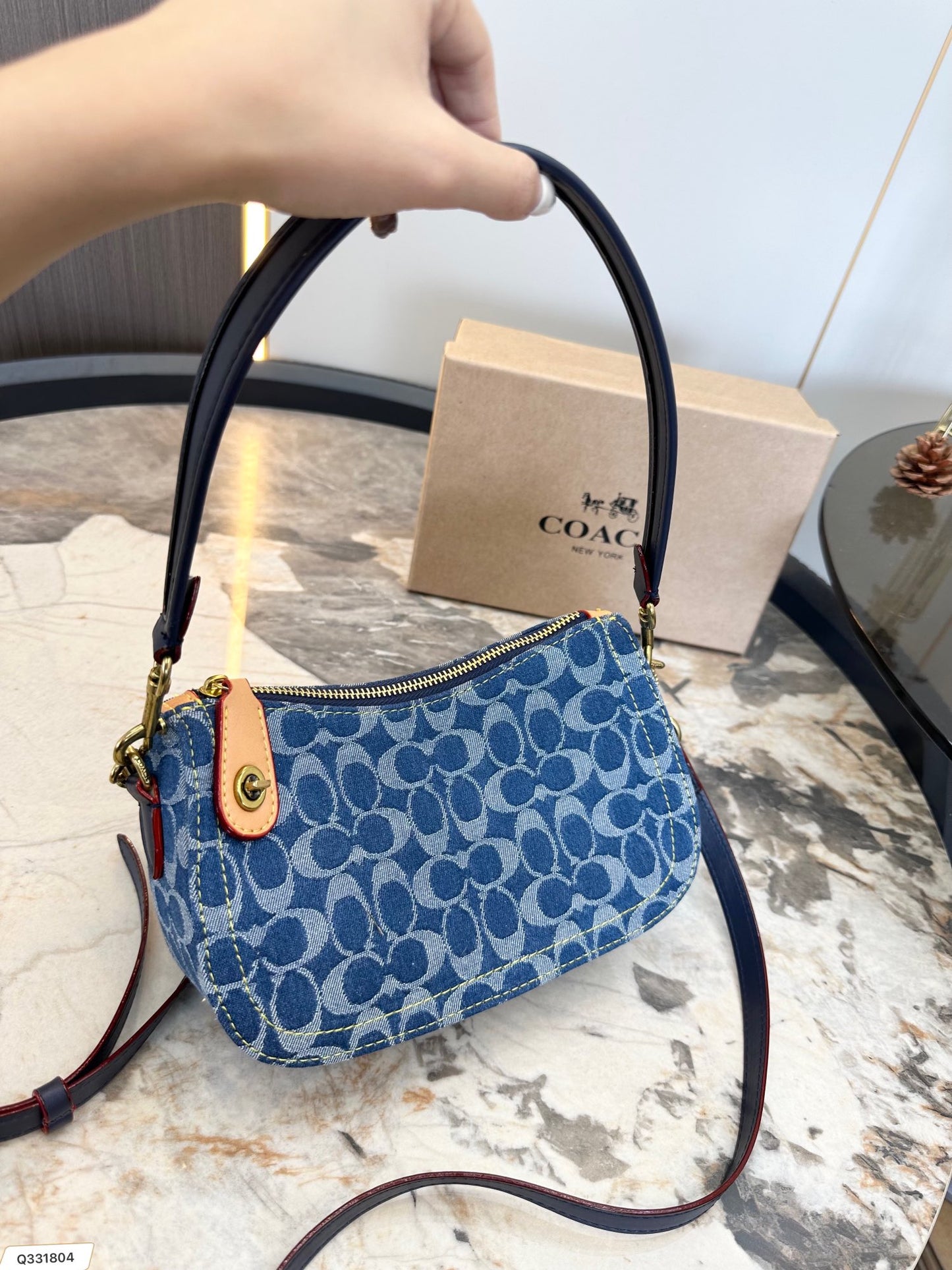 Co-BAG698