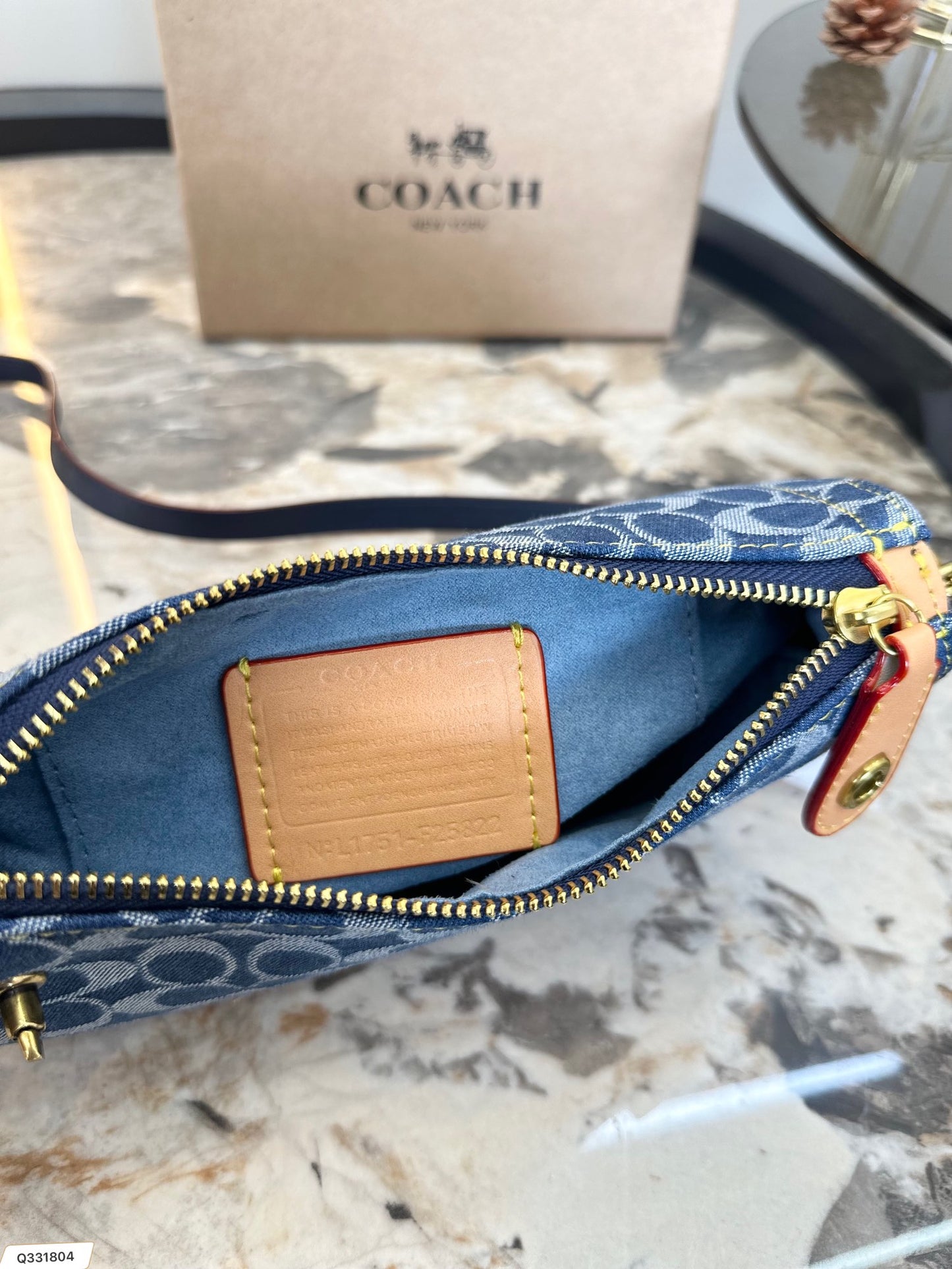 Co-BAG698