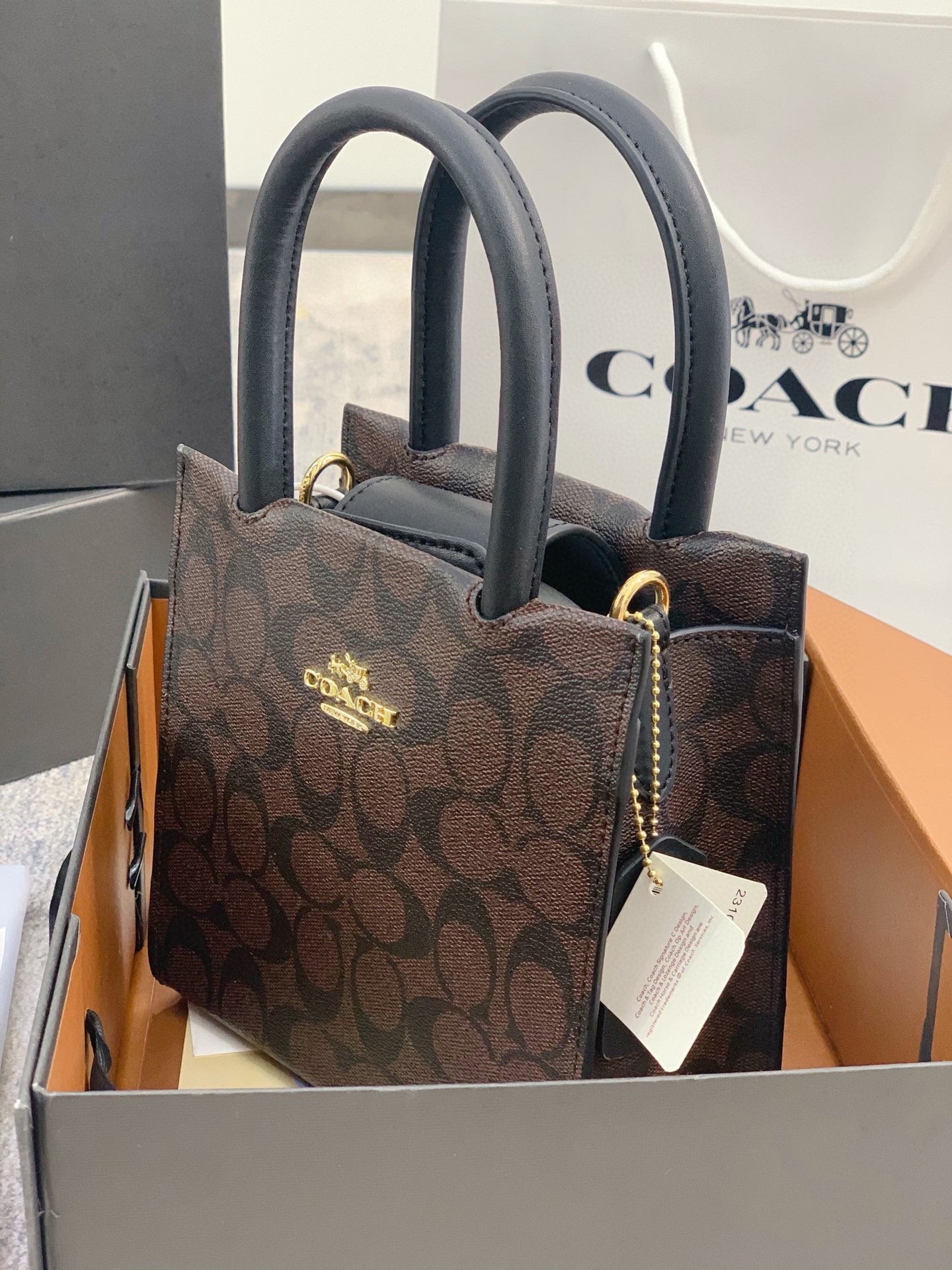 Co-BAG700