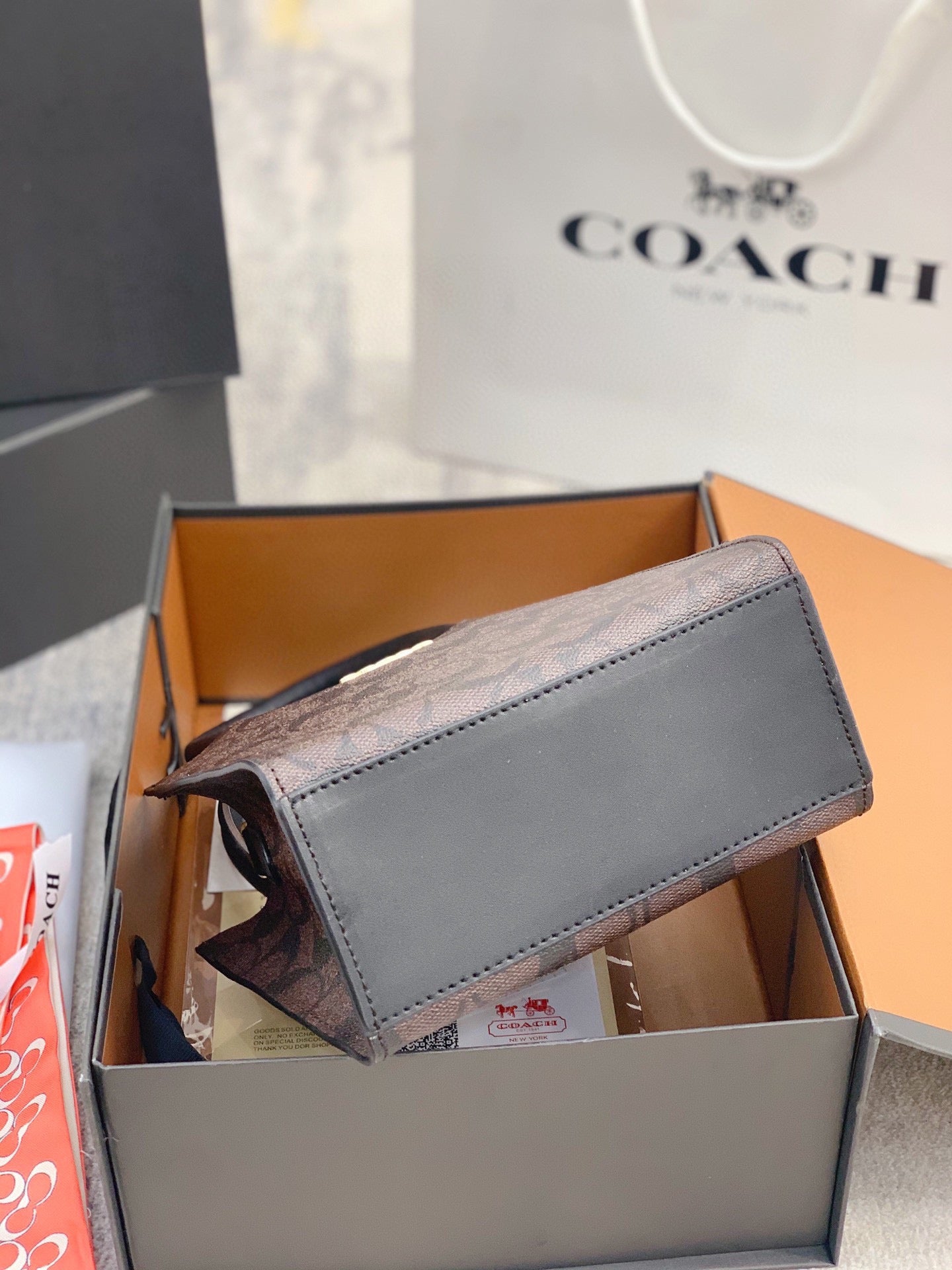 Co-BAG700