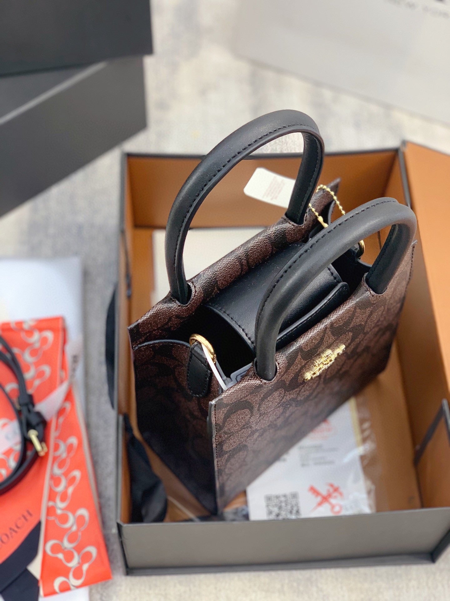 Co-BAG700