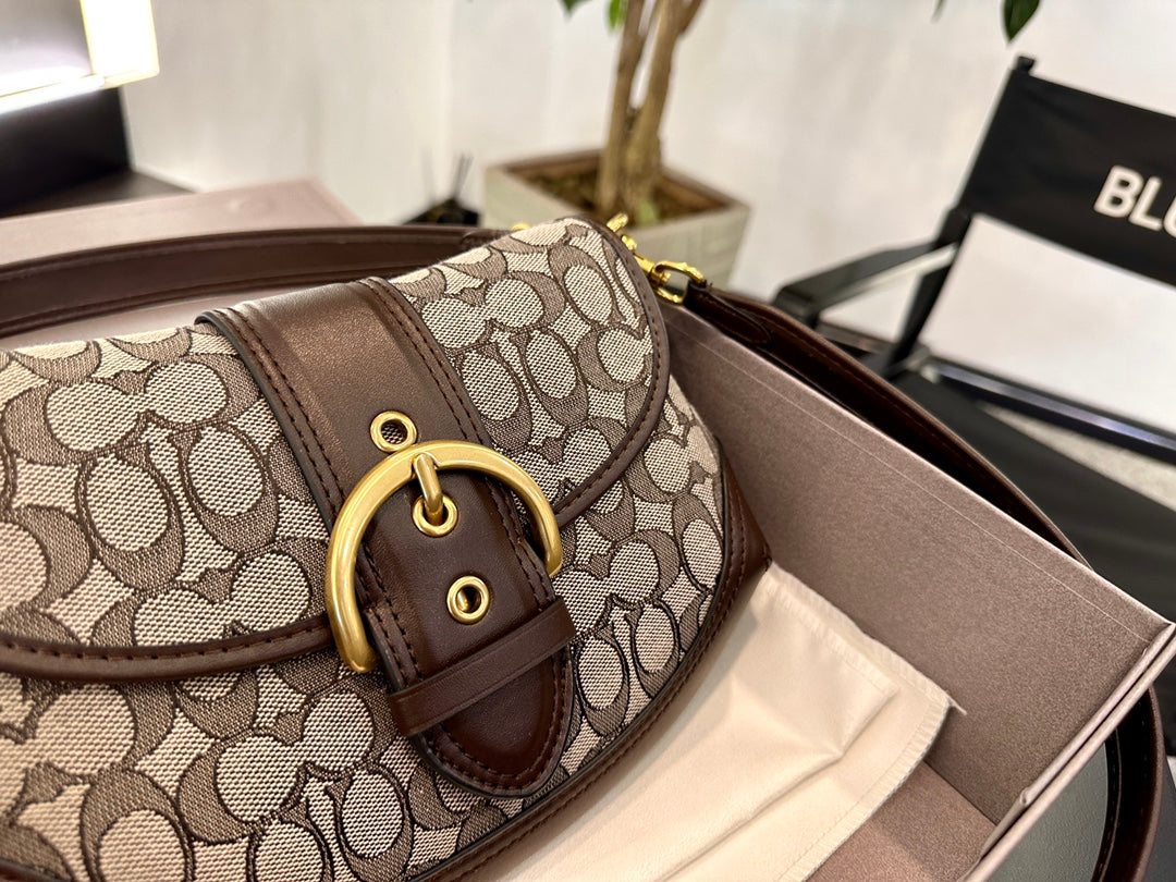 Co-BAG701