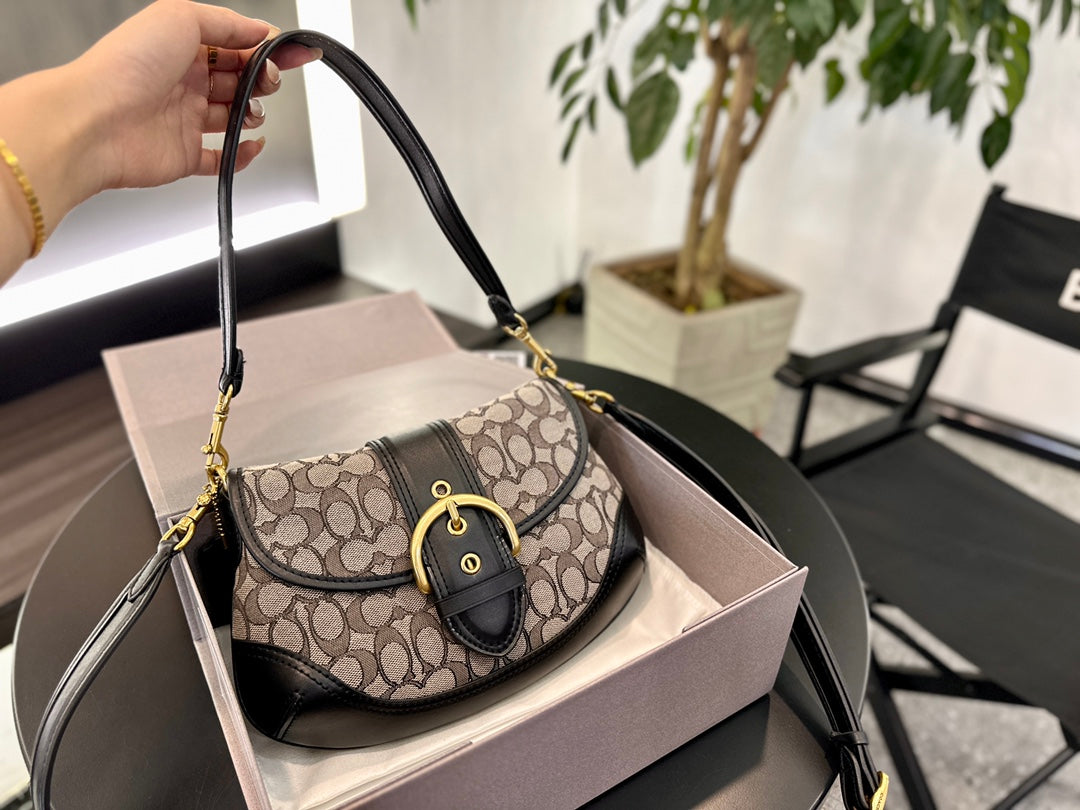 Co-BAG701