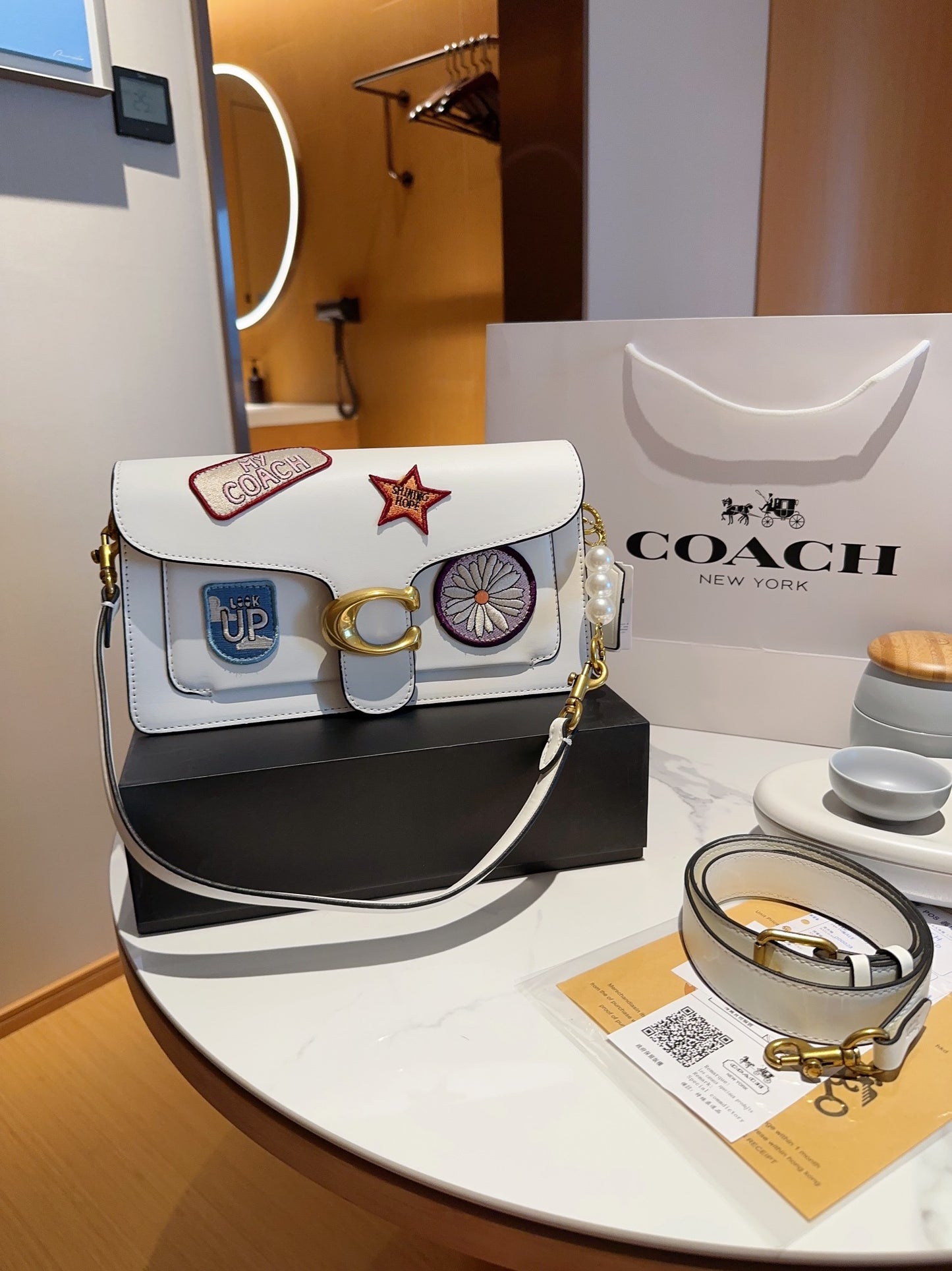 Co-BAG702