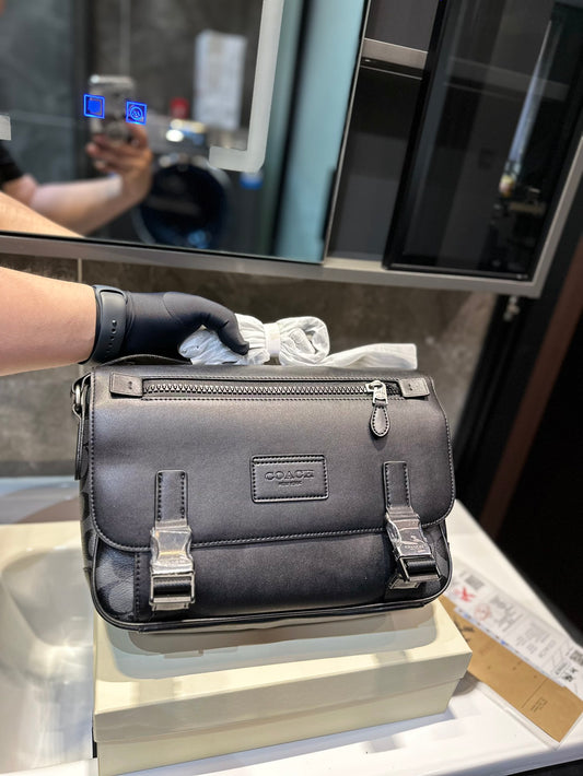 Co-BAG81