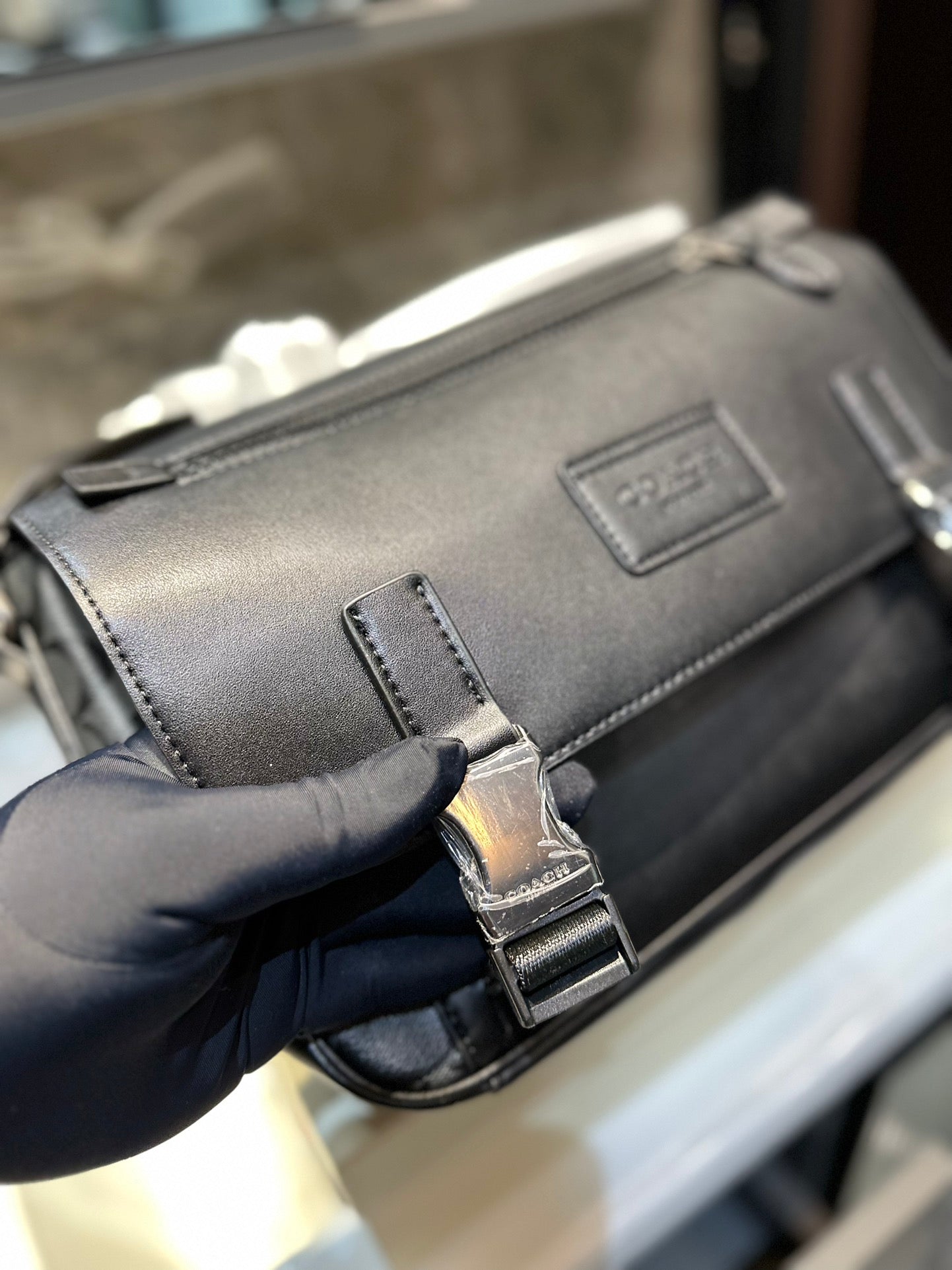 Co-BAG81