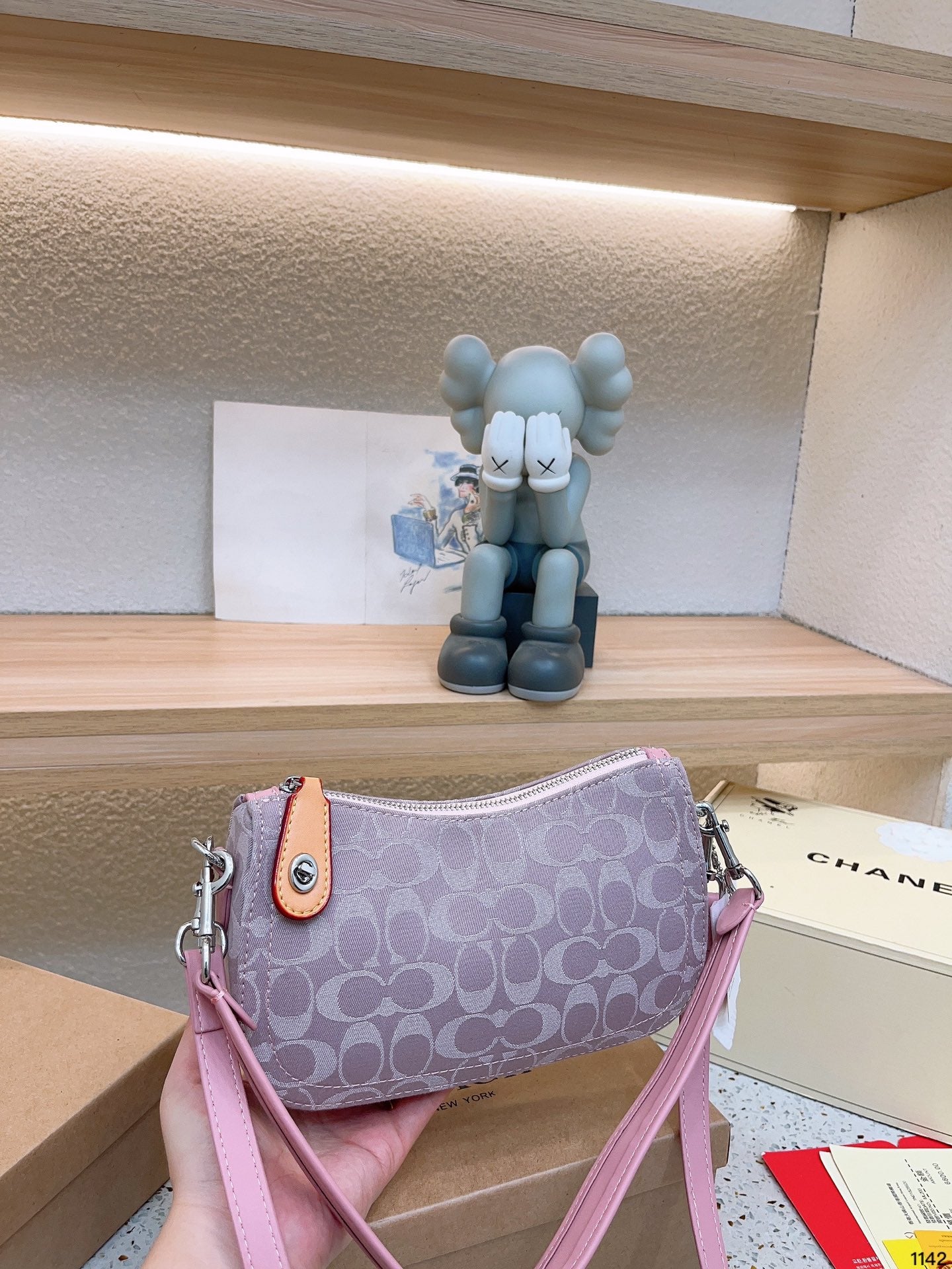 Co-BAG710