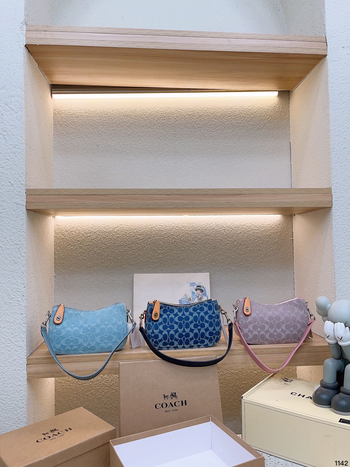 Co-BAG710