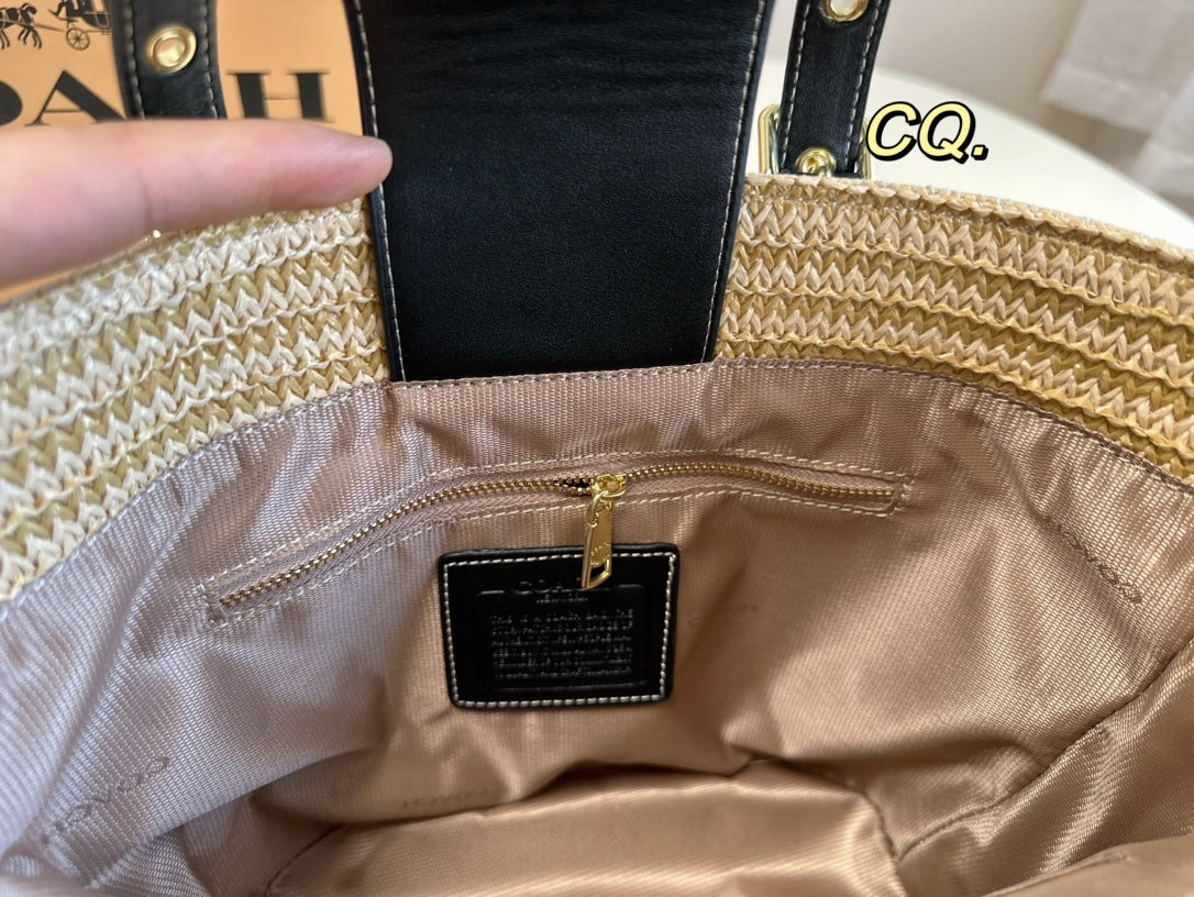 Co-BAG82