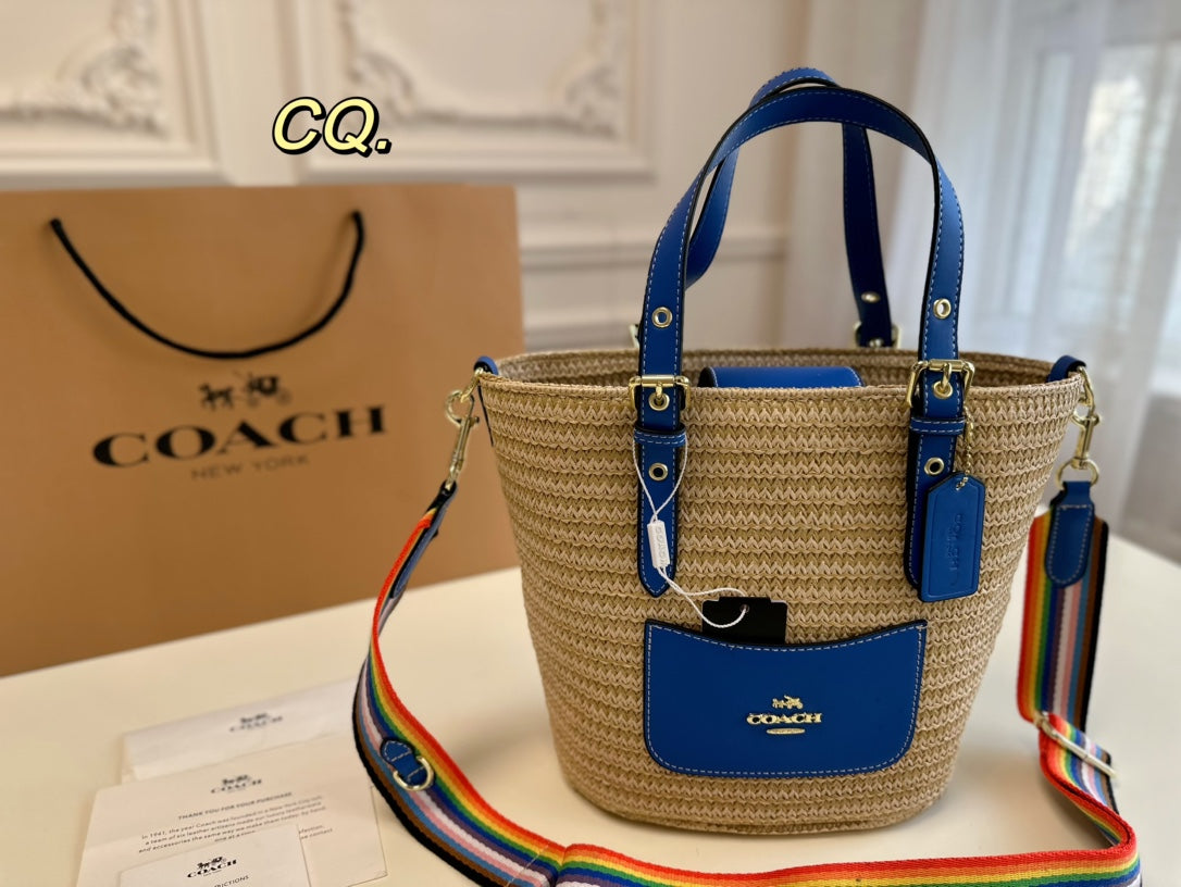 Co-BAG82