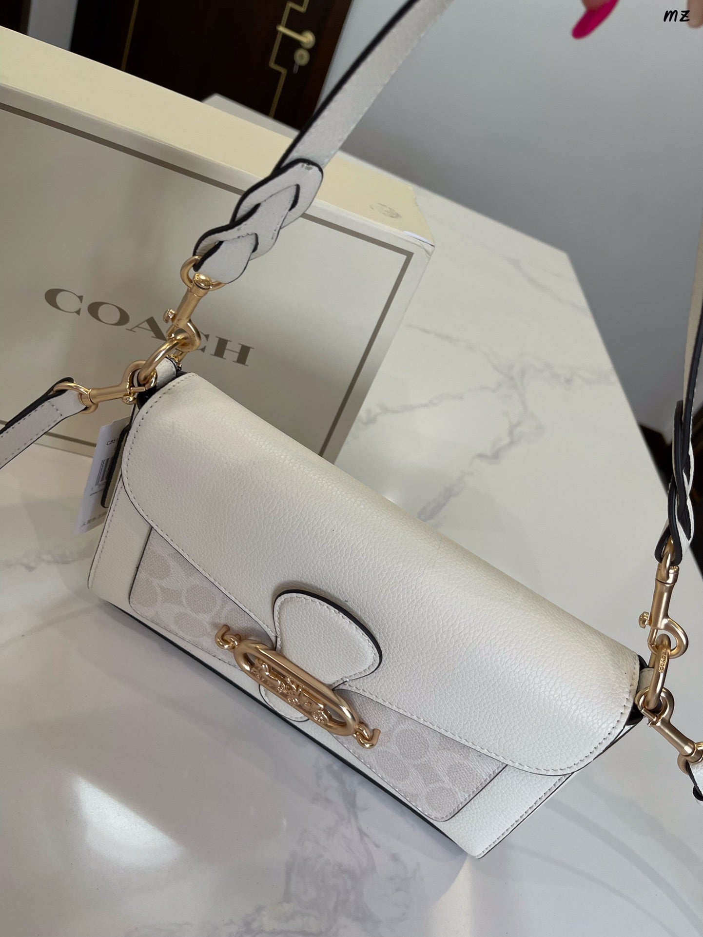 Co-BAG86